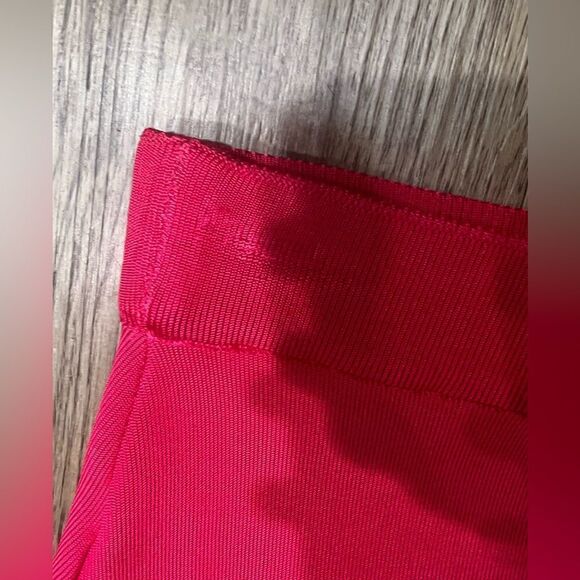 PAOLA BERNARDI Hanne Knit Fridge Skirt In Fushcia size Small NWT$518 - Picture 9 of 9